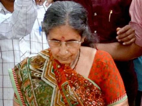 Congress jibe at PM Modi: Jashodaben used same RTI brought by UPA ...