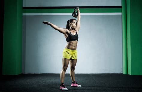 How To Master The Kettlebell Clean Exercise BoxLife Magazine