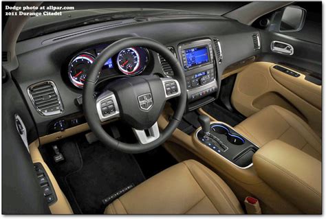 DODGE DURANGO - Review and photos