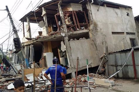 La Onu Eleva A 660 Los Muertos Por El Terremoto En Ecuador