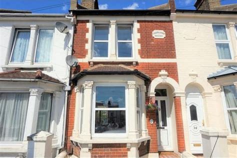 Property Valuation Ross Street Rochester Medway Me Df