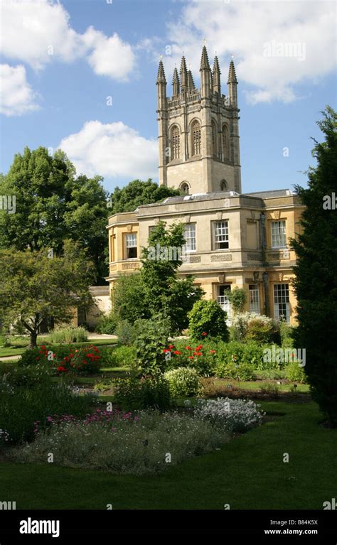 Oxford Botanical Gardens And Magdalen College In Background Oxford