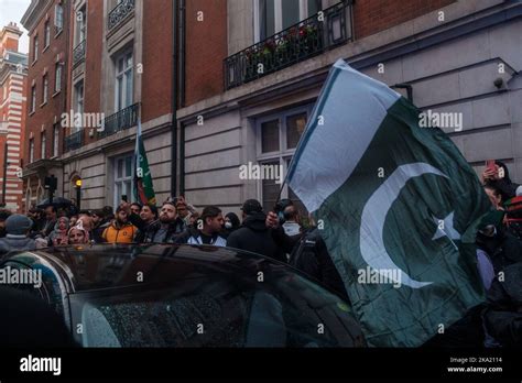 Supporters Of Pakistan Tehreek E Insaf Arrive At Avenfield House Where