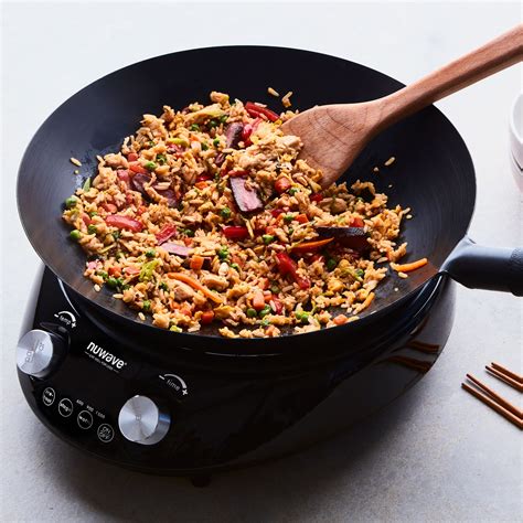 Wok Cooking Tips, How-Tos & Advice | Epicurious