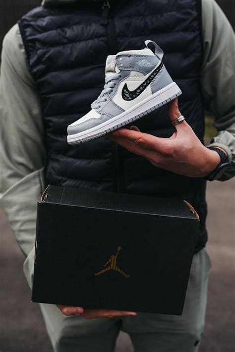 Дитячі високі кросівки nike jordan x dior, детские высокие серые ...