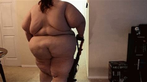 Vacuuming Naked 2014 SSBBW Xutjja S Shameless Gluttony Clips4sale