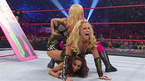 Wildest Divas matches | WWE.com