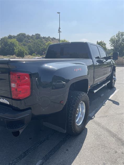 2019 Chevy 3500 Dually 4×4 Diesel – Str8Up Toy Trader