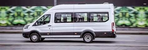 Les Avantages De Louer Un Minibus Places