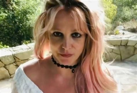 El Padre De Britney Spears Espiaba Hasta Sus Conversaciones Metro Ecuador