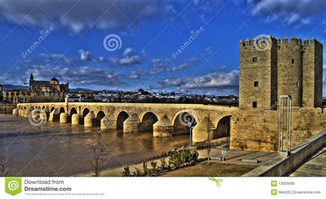 Calahorra Y Puente Romano En C Rdoba Imagen De Archivo Imagen De