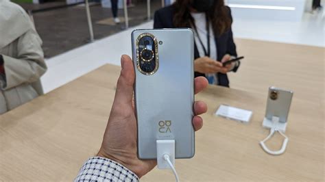 Ifa Huawei Inverse La Tendance Et Booste La Cam Ra Frontale Des