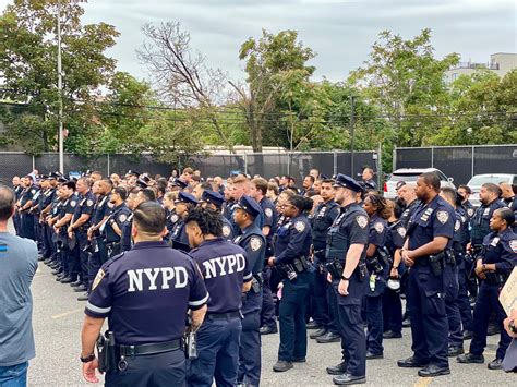 Nypd 67th Precinct On Twitter Sunday Roll Call These Are The Police