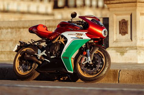 Scheda Tecnica Mv Agusta Superveloce Anniversario Prezzo E