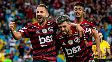 R Milh Es Meia Do Flamengo Aceita Jogar No Palmeiras E Encaminha