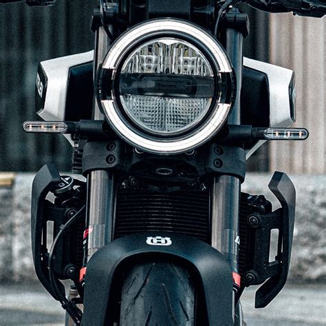 Husqvarna Naked Vitpilen Guagliumi Moto Roma