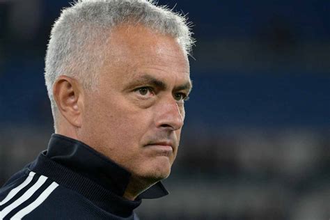 Rivoluzione Arbitri Addio Serie A Dopo Il Caso Mourinho