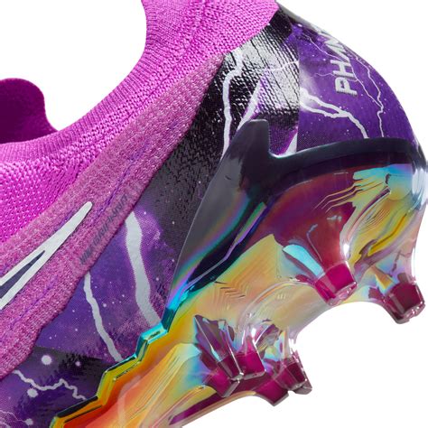 Nike Gripknit Phantom Gx Elite Fg Thunder Pack Wegotsoccer