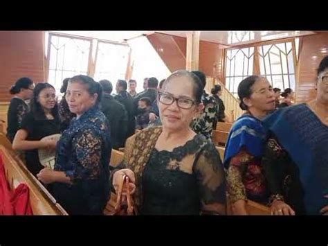 HARI INI DI GEREJA BESAR HKBP PEARAJA JUM AT AGUNG BERSAMA KELUARGA