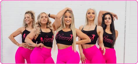 Book Posing I Bikini Fitness Wellness Figure I Personal Group Online
