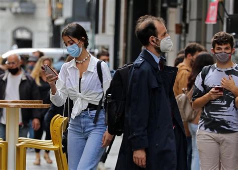 Mascherine e Green Pass cosa cambierà dal 1 maggio e nei prossimi mesi