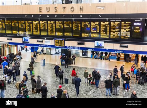 England, London, Euston, Euston Train Station, Departure Concourse ...