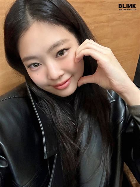 Ori On Twitter RT JNKArgentina Photocard De Jennie Para Weverse