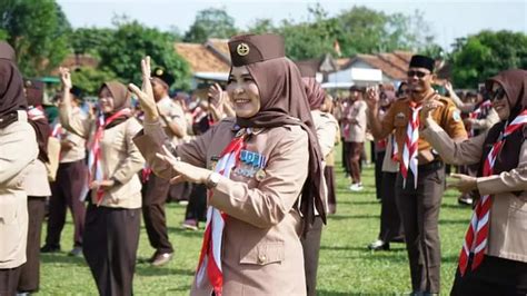 Ketua Kwarcab Lampung Selatan Hj Winarni Nanang Ermanto Hadiri HUT