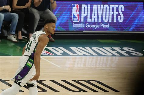 Nba Giannis Antetokounmpo Bucks Take Game 1 Over Bulls Inquirer Sports