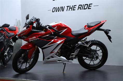 Honda All New CBR150R 26 Naik Motor Jurnal Pengendara Motor