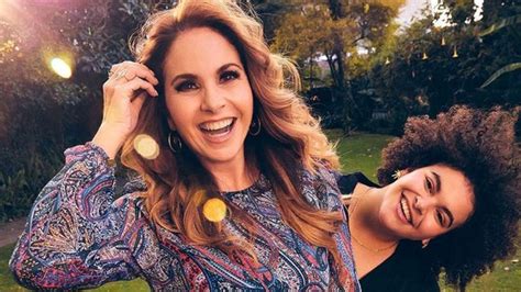 Lucero Enfurece Por Las Preguntas Que Le Hacen A Lucerito Mijares Est