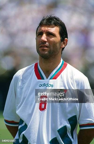 833 Hristo Stoichkov Photos & High Res Pictures - Getty Images