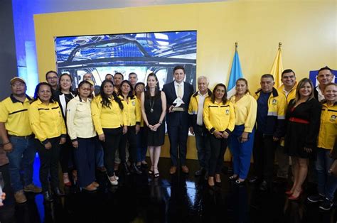 Alcalde Sebastian Siero Recibe Galard N Internacional Eligiendo A La