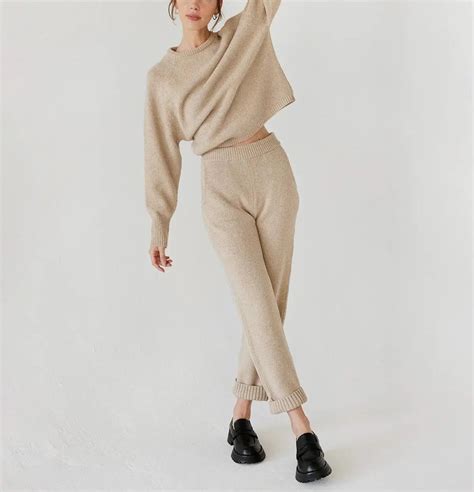 Custom Wholesale Crew Neck Solid Breathable Women Winter Cashmere