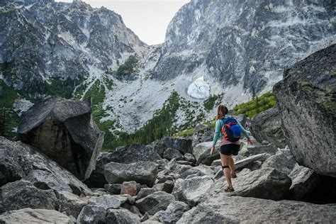 Hiking the Enchantments: Washington Trail Guide - Go Wander Wild