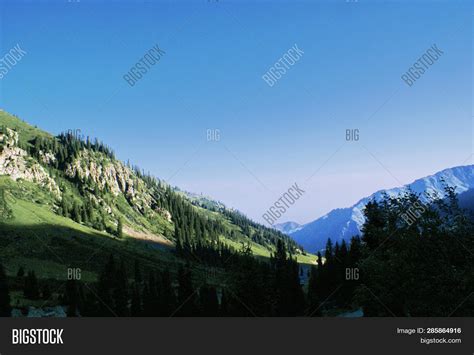 Mountain Canyon Summer Image & Photo (Free Trial) | Bigstock