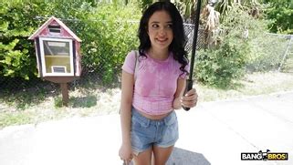 Vanessa Marie Is Getting Picked Up Outdoors Porn Movies 3Movs