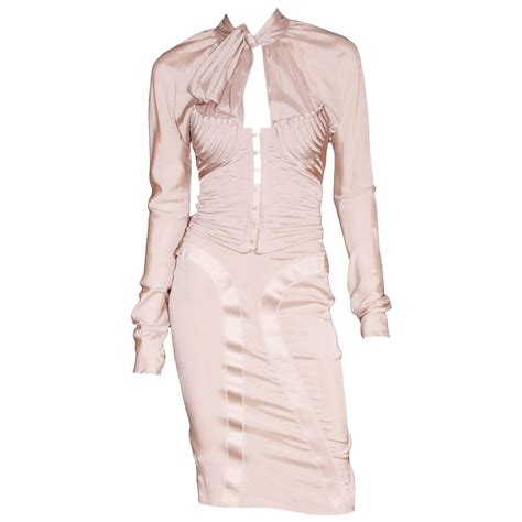 Iconic Tom Ford Gucci Fw Nude Silk Runway Ad Campaign Top Skirt It Stdibs