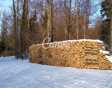 wood blocking   canva