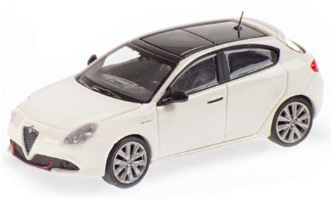 Modellautos Alfa Romeo Giulietta 1 87 Minichamps Veloce Blanche 2017