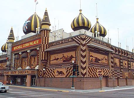 THE CORN PALACE FESTIVAL FROM MITCHELL, SOUTH DAKOTA!