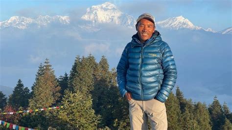 Nepals Sherpa Kami Rita Climbs Mount Everest For 28th Time And Breaks