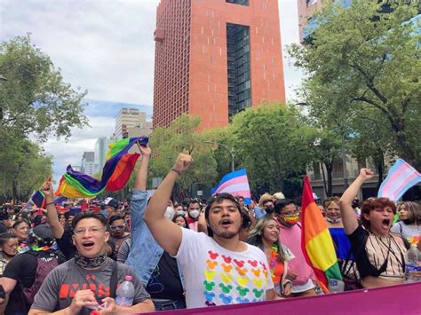 La Marcha Lgbt En Cdmx Ser Sin Carros Aleg Ricos