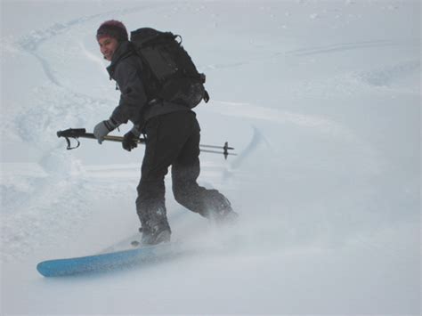 Splitboarding - Backcountry Snowboarding | American Alpine Institute