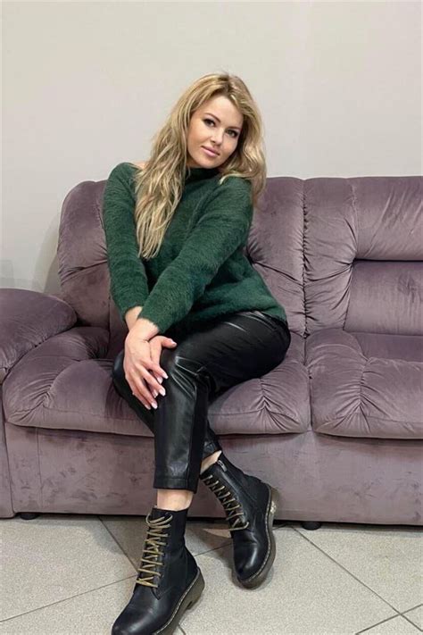 Beautiful Tatiana Y O From Kiev With Blonde Hair Id Ladadate