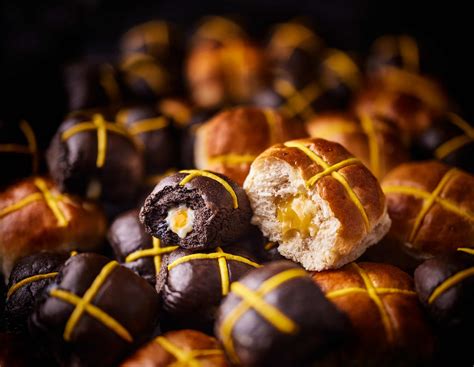 Extremely Lemony Curd Filled Hot Cross Buns M S