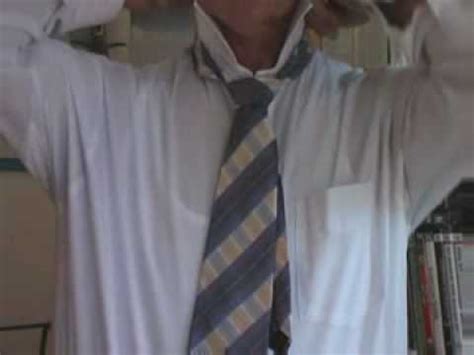 Nyakkendő kötés - A háromszög forma - YouTube