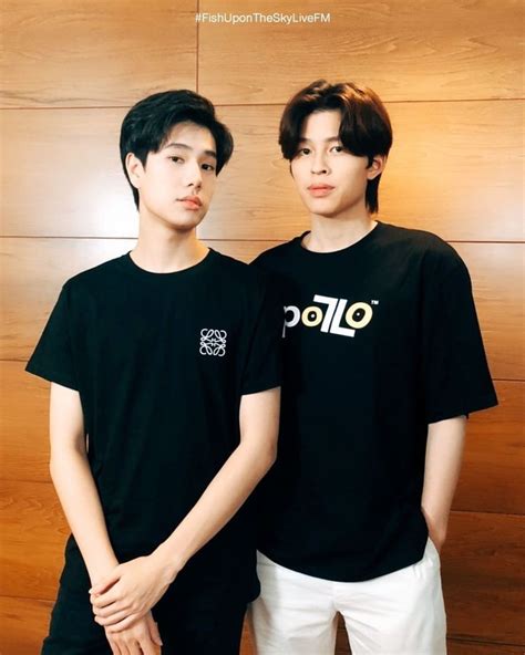 Pin By Nguyenlengocvan On Pond Phuwin Cute Gay Couples Gmmtv Actors Actors