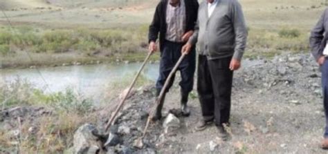 banoret  ketij fshati naten nuk flene ndersa diten nuk dalin nga