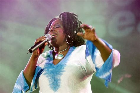 Angie Stone Net Worth